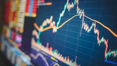 Yeni Gümrük Vergileri ve Merkez Bankası Kararları Piyasaları Sarsıyor Mu?