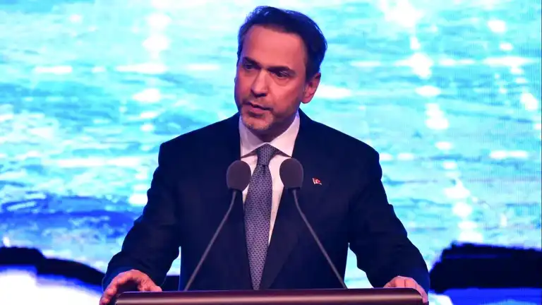 Bayraktar: Yeni Rekor Güçte Yenilenebilir Enerji